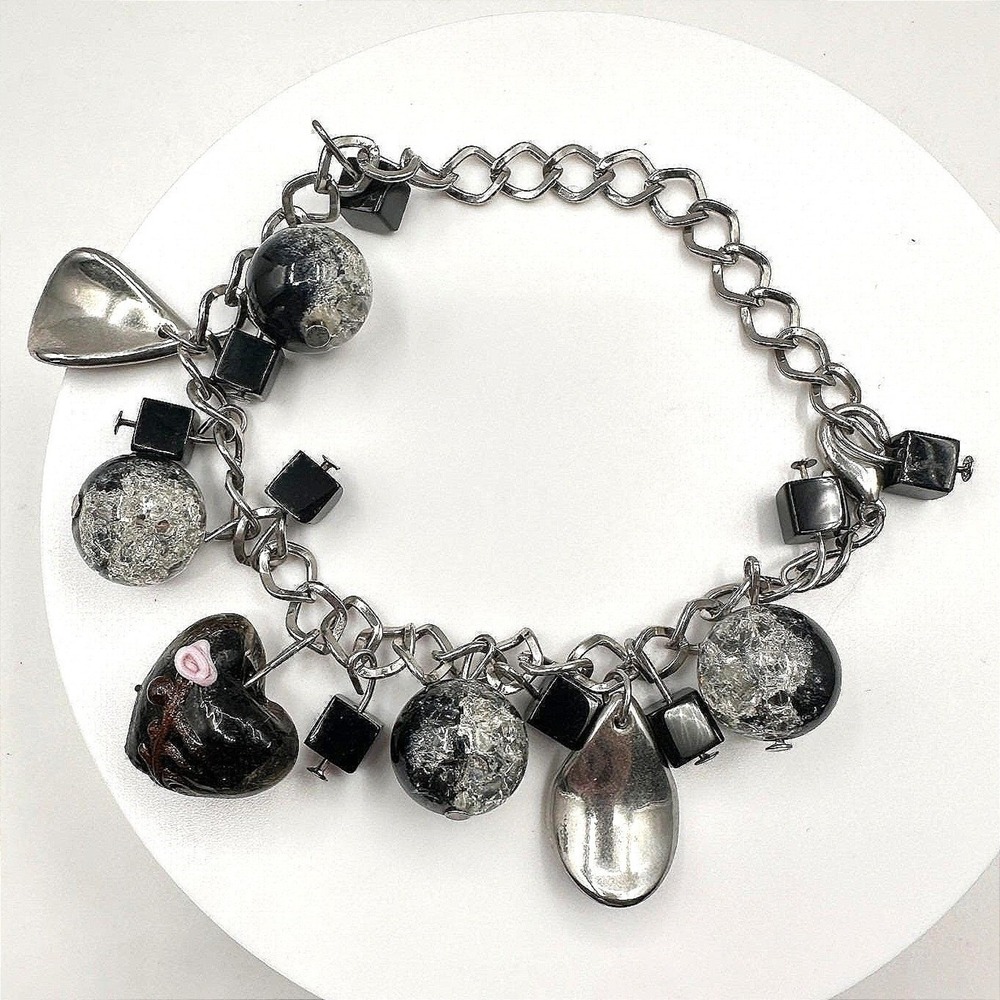 Vintage Y2K Silver Tone Charm Bracelet Black Glass Heart Cracker Beaded Boho 90s
